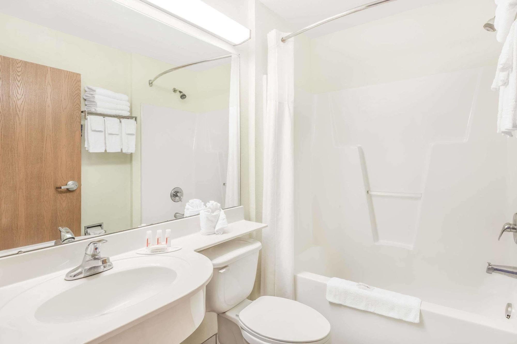 Microtel Inn & Suites By Wyndham Carolina Beach Εξωτερικό φωτογραφία