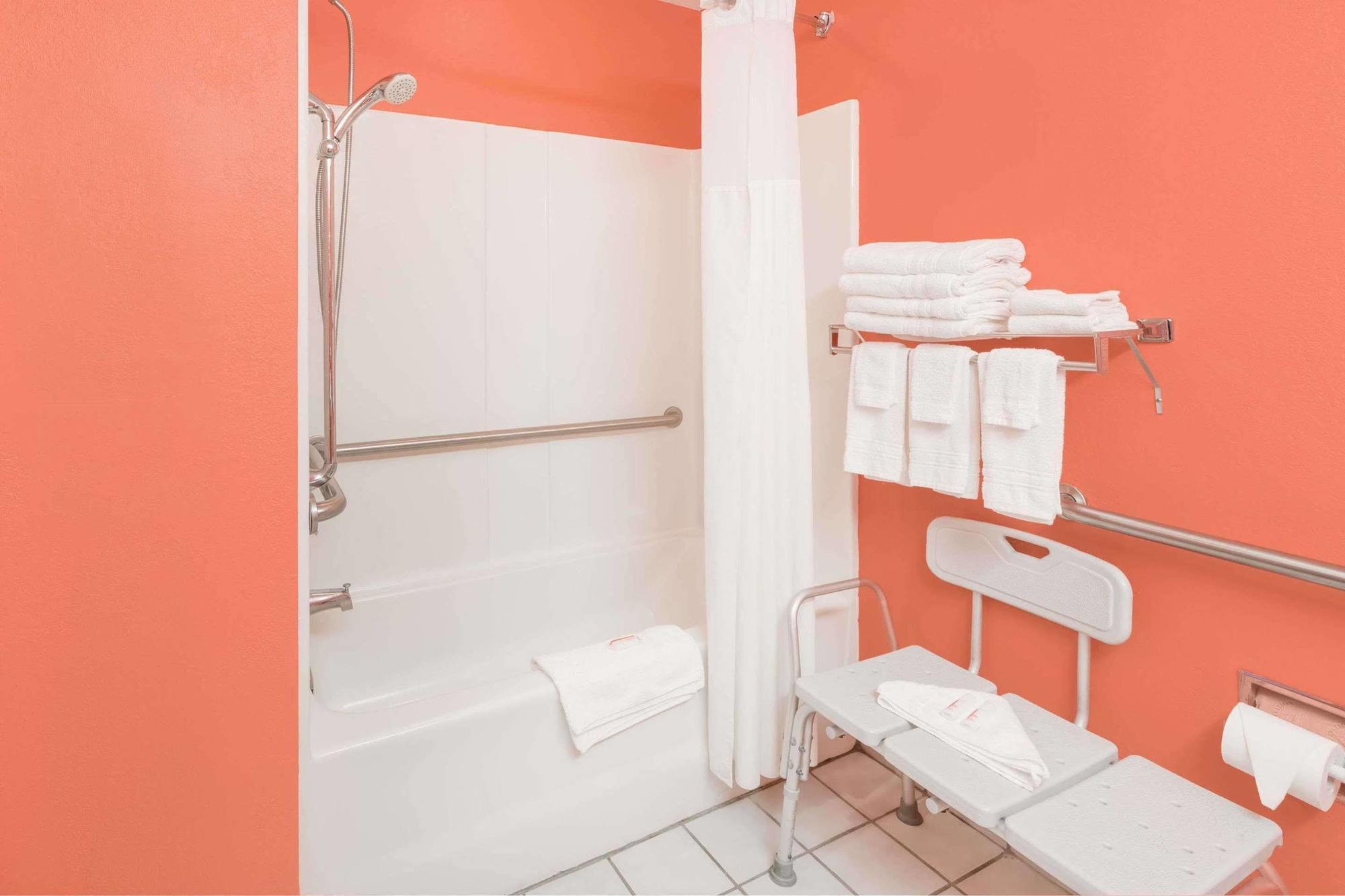 Microtel Inn & Suites By Wyndham Carolina Beach Εξωτερικό φωτογραφία